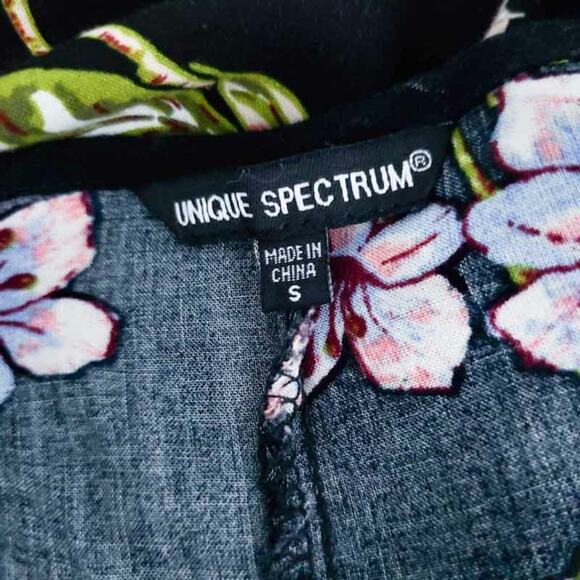 Unique Spectrum Floral Shirt Layered Sleeves Small VNeck Boho Top, 3/4 Sleeves - Picture 6 of 6